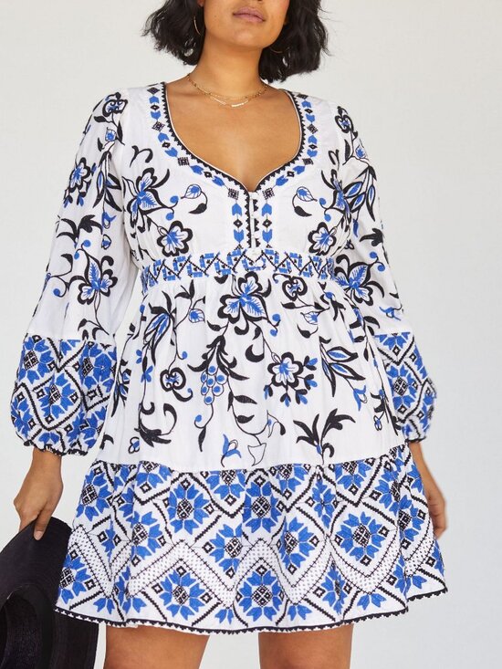 Anthropologie Dresses & Skirts - Sweetheart Embroidered Mini Dress